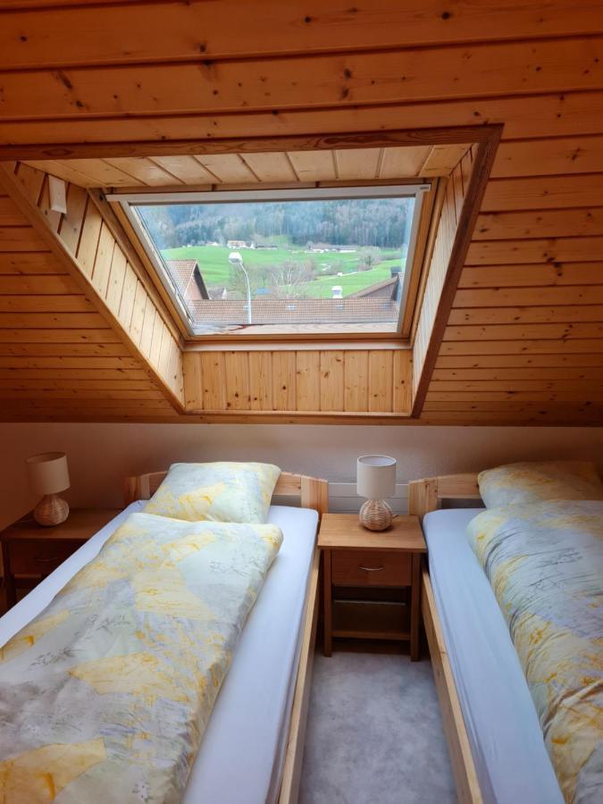 Dachwohnung In Welschenrohr Bagian luar foto